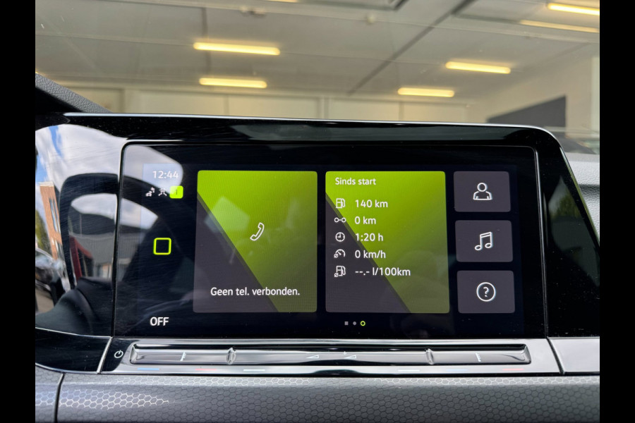 Volkswagen Golf 2.0 TSI GTI / PANO / SFEER / KEYLESS / CARPLAY / FLIPPERS / CLIMATE / ADAPTIEVE CRUISE / DAB+ / PRIVACY GLASS !