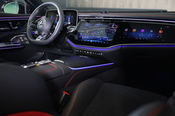 Mercedes-Benz E-Klasse Estate AMG 53 4MATIC+ / Hyperscreen / Head Up / Performance Sitze / Burmester4D / 360 Camera / 4W Sturing