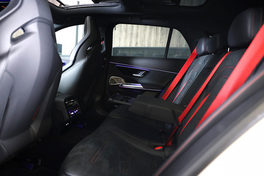Mercedes-Benz E-Klasse Estate AMG 53 4MATIC+ / Hyperscreen / Head Up / Performance Sitze / Burmester4D / 360 Camera / 4W Sturing