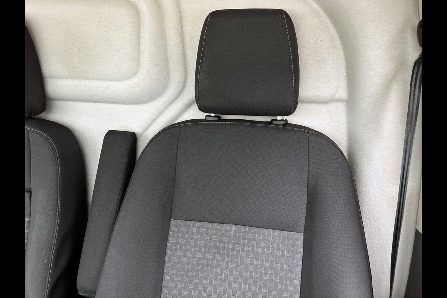 Ford Transit Custom 130pk Automaat L2H1 Trend Navigatie Camera Apple Carplay Trekhaak Cruise control Airco