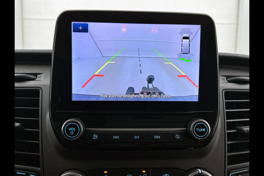 Ford Transit Custom 130pk Automaat L2H1 Trend Navigatie Camera Apple Carplay Trekhaak Cruise control Airco