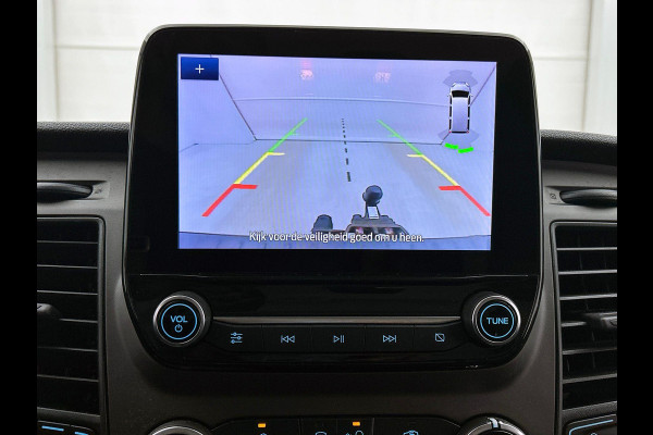 Ford Transit Custom 130pk Automaat L2H1 Trend Navigatie Camera Apple Carplay Trekhaak Cruise control Airco
