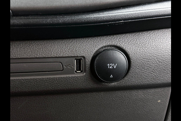 Ford Transit Custom 130pk Automaat L2H1 Trend Navigatie Camera Apple Carplay Trekhaak Cruise control Airco