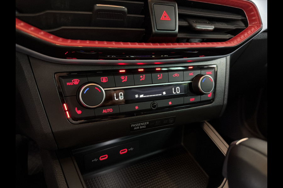 Seat Ibiza TSI 116PK DSG FR-SPORT CAMERA/CARPLAY/STOELVERWARMING