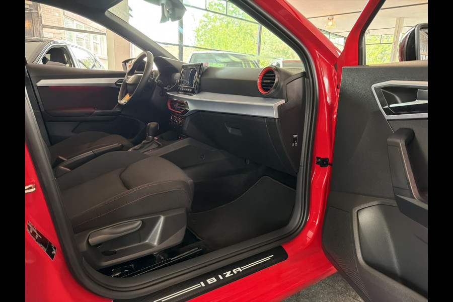 Seat Ibiza TSI 116PK DSG FR-SPORT CAMERA/CARPLAY/STOELVERWARMING