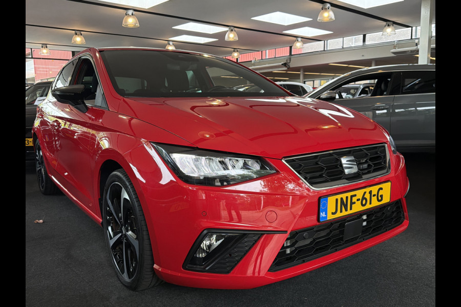Seat Ibiza TSI 116PK DSG FR-SPORT CAMERA/CARPLAY/STOELVERWARMING
