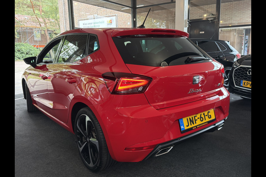 Seat Ibiza TSI 116PK DSG FR-SPORT CAMERA/CARPLAY/STOELVERWARMING