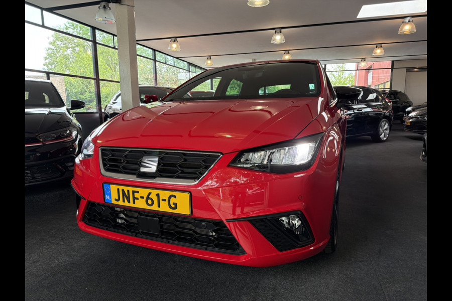Seat Ibiza TSI 116PK DSG FR-SPORT CAMERA/CARPLAY/STOELVERWARMING