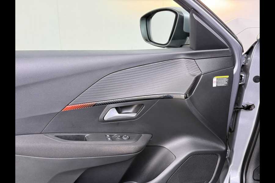 Peugeot e-208 EV 5Drs Automaat Apple Carplay Android Auto Navi* Ecc Cruise Control Active 50kWh Isofix Led Regen-Lichtsensor Keyless Dealeronderhouden