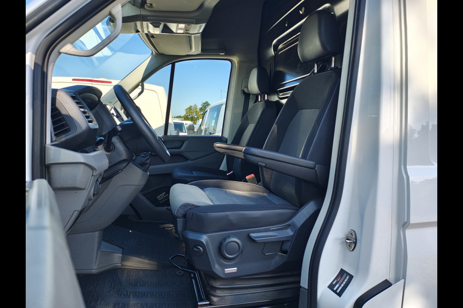 Volkswagen Crafter 35 2.0D L4H3 Extra Lang+Hoog Camera Comfort Stoel Airco Apple Carplay Android Auto Cruise Control Sidebars Navi* Pdc Betonplex Vloer Wandbetimmering Schuifdeur Origineel Nederlandse Auto