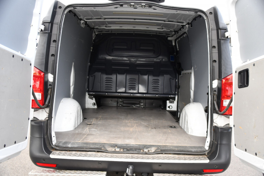 Mercedes-Benz Vito 111 CDI L2 Edition Camera, Cruise, Airco, 115pk, Multimedia, NAVI, Uniek!