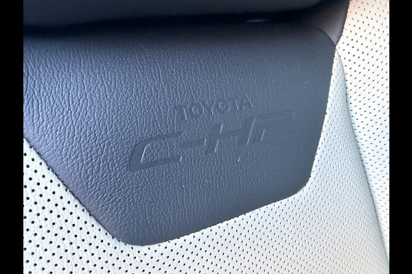 Toyota C-HR 1.8 Hybrid Executive Ultimate / Bi tone | Creme Leer | JBL | LED | Allseason banden | Rijklaar!!