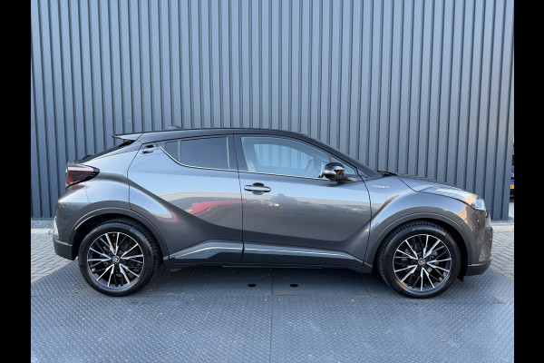 Toyota C-HR 1.8 Hybrid Executive Ultimate / Bi tone | Creme Leer | JBL | LED | Allseason banden | Rijklaar!!
