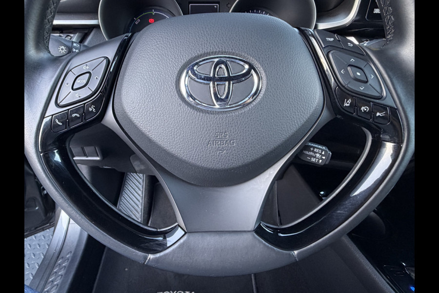 Toyota C-HR 1.8 Hybrid Executive Ultimate / Bi tone | Creme Leer | JBL | LED | Allseason banden | Rijklaar!!