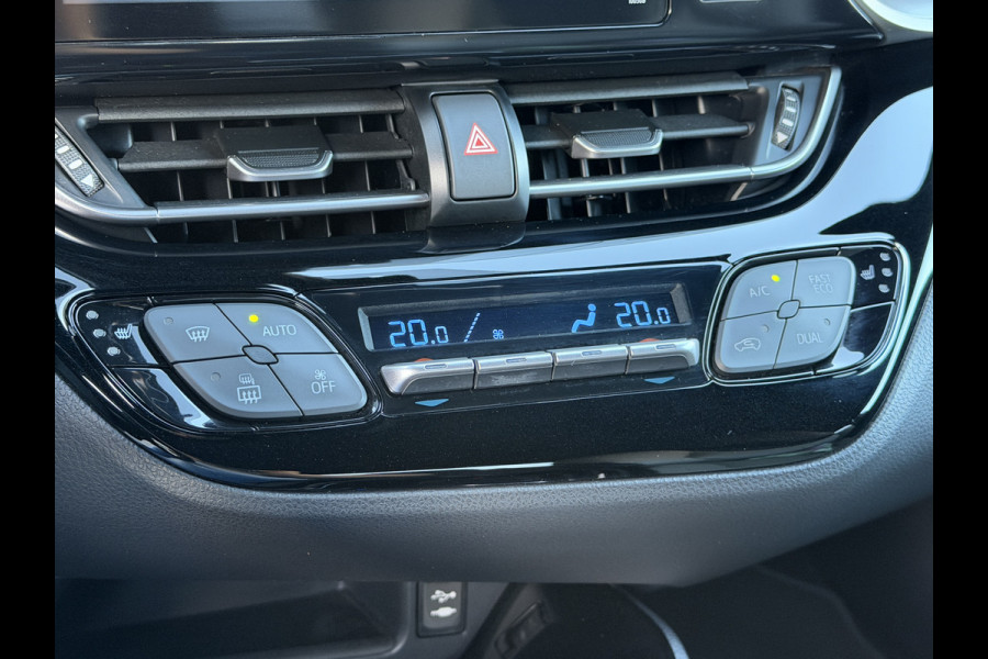 Toyota C-HR 1.8 Hybrid Executive Ultimate / Bi tone | Creme Leer | JBL | LED | Allseason banden | Rijklaar!!