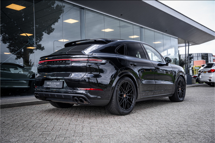Porsche Cayenne Coupé 3.0 E-Hybrid ** Sport Design ** Luchtvering ** 18-weg ** HUD ** BOSE ** Sportuitlaat ** Sport Chrono ** Matrix ** Achterasbesturing ** Panodak