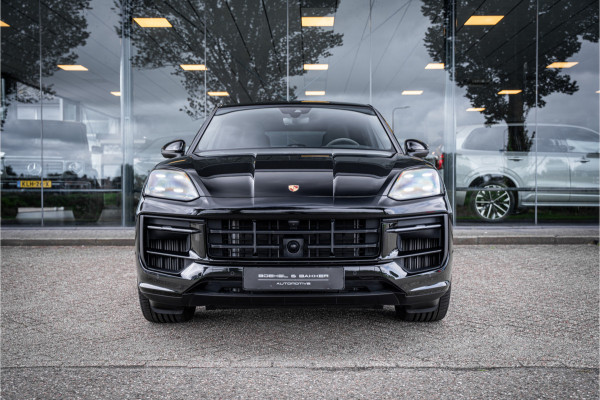 Porsche Cayenne Coupé 3.0 E-Hybrid ** Sport Design ** Luchtvering ** 18-weg ** HUD ** BOSE ** Sportuitlaat ** Sport Chrono ** Matrix ** Achterasbesturing ** Panodak