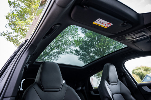Porsche Cayenne Coupé 3.0 E-Hybrid ** Sport Design ** Luchtvering ** 18-weg ** HUD ** BOSE ** Sportuitlaat ** Sport Chrono ** Matrix ** Achterasbesturing ** Panodak