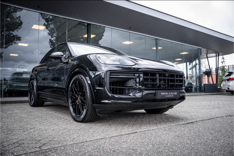 Porsche Cayenne Coupé 3.0 E-Hybrid ** Sport Design ** Luchtvering ** 18-weg ** HUD ** BOSE ** Sportuitlaat ** Sport Chrono ** Matrix ** Achterasbesturing ** Panodak