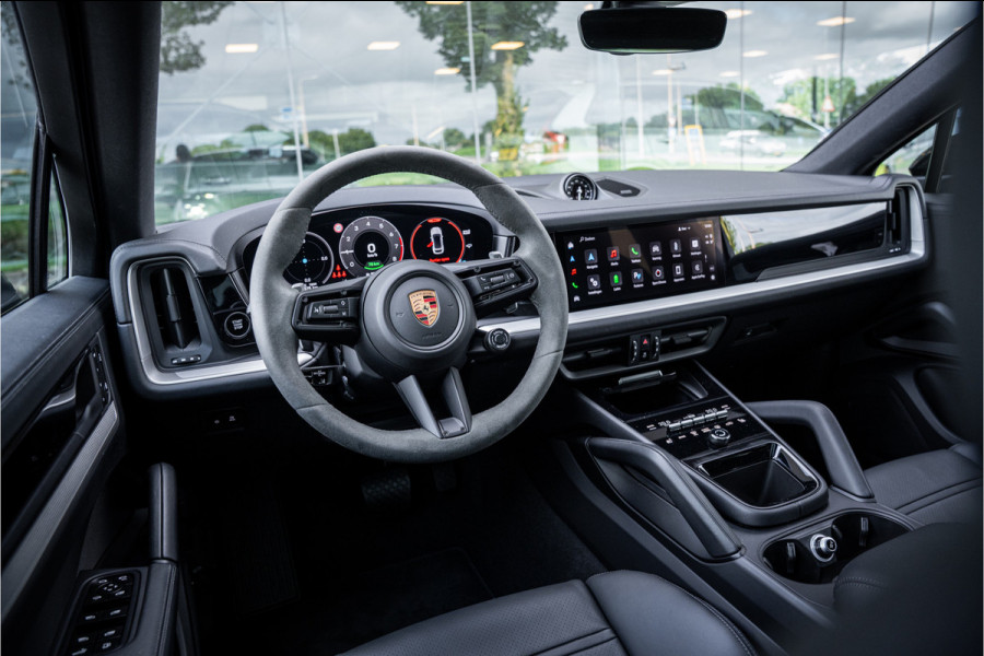Porsche Cayenne Coupé 3.0 E-Hybrid ** Sport Design ** Luchtvering ** 18-weg ** HUD ** BOSE ** Sportuitlaat ** Sport Chrono ** Matrix ** Achterasbesturing ** Panodak