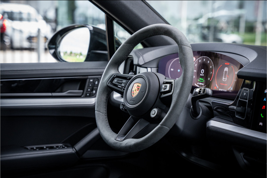 Porsche Cayenne Coupé 3.0 E-Hybrid ** Sport Design ** Luchtvering ** 18-weg ** HUD ** BOSE ** Sportuitlaat ** Sport Chrono ** Matrix ** Achterasbesturing ** Panodak