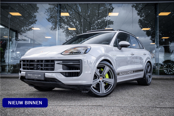 Porsche Cayenne 3.0 S E-Hybrid (519pk) ** Panodak ** Sport Design ** InnoDrive ** Trekhaak ** HUD ** PDLS+ ** 4-wielsturing ** BOSE ** Surround View ** Alcantara Hemel