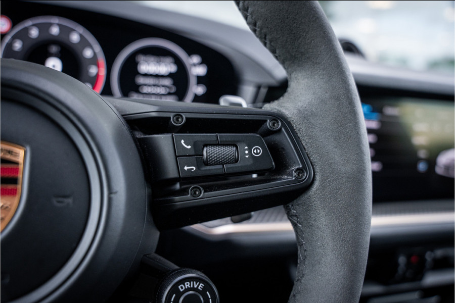 Porsche Cayenne 3.0 S E-Hybrid (519pk) ** Panodak ** Sport Design ** InnoDrive ** Trekhaak ** HUD ** PDLS+ ** 4-wielsturing ** BOSE ** Surround View ** Alcantara Hemel