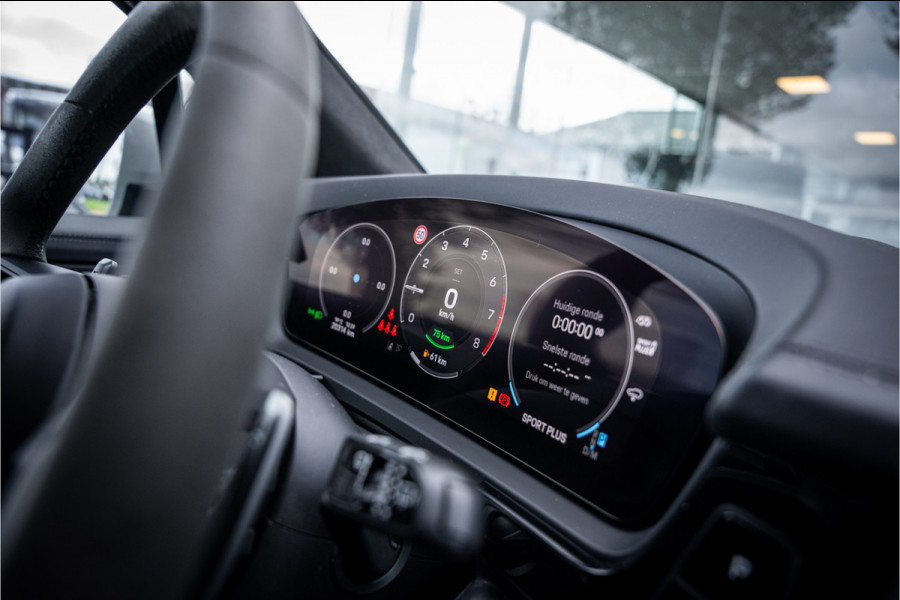 Porsche Cayenne 3.0 S E-Hybrid (519pk) ** Panodak ** Sport Design ** InnoDrive ** Trekhaak ** HUD ** PDLS+ ** 4-wielsturing ** BOSE ** Surround View ** Alcantara Hemel