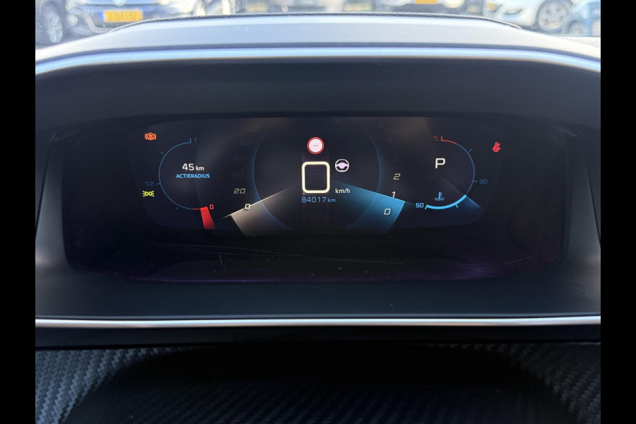 Peugeot 2008 1.2 PureTech Allure Pack 2e Eigenaar|Camera|Trekhaak|Carplay|Stoelverwarming|i- Cockpit|D-riem vv in 2025|Cruise|APK tot 07-2027