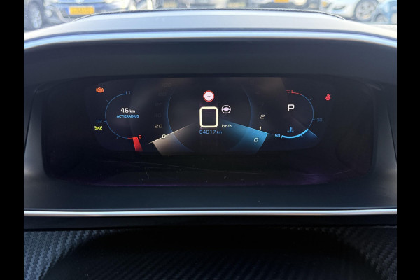Peugeot 2008 1.2 PureTech Allure Pack 2e Eigenaar|Camera|Trekhaak|Carplay|Stoelverwarming|i- Cockpit|D-riem vv in 2025|Cruise|APK tot 07-2027