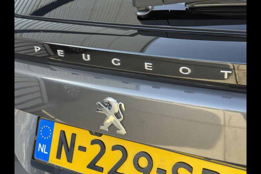 Peugeot 2008 1.2 PureTech Allure Pack 2e Eigenaar|Camera|Trekhaak|Carplay|Stoelverwarming|i- Cockpit|D-riem vv in 2025|Cruise|APK tot 07-2027