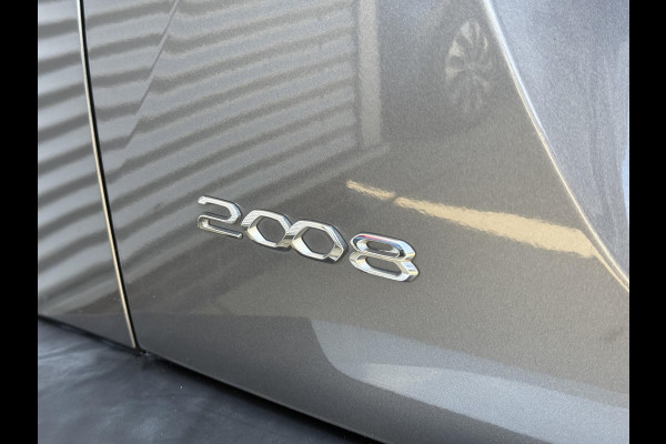 Peugeot 2008 1.2 PureTech Allure Pack 2e Eigenaar|Camera|Trekhaak|Carplay|Stoelverwarming|i- Cockpit|D-riem vv in 2025|Cruise|APK tot 07-2027