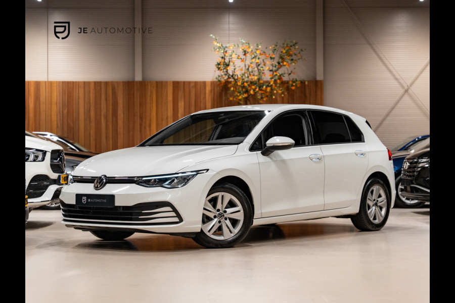 Volkswagen Golf 1.0 eTSI DSG Life Business, Apple Carplay, Android Auto, ACC, Ambiënte Light, Camera, PDC, Volledig onderhouden
