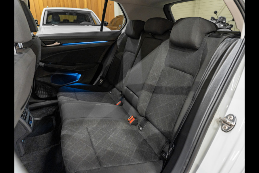 Volkswagen Golf 1.0 eTSI DSG Life Business, Apple Carplay, Android Auto, ACC, Ambiënte Light, Camera, PDC, Volledig onderhouden