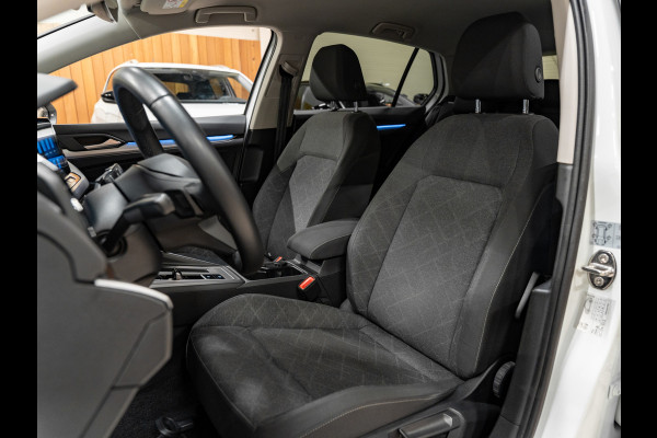 Volkswagen Golf 1.0 eTSI DSG Life Business, Apple Carplay, Android Auto, ACC, Ambiënte Light, Camera, PDC, Volledig onderhouden
