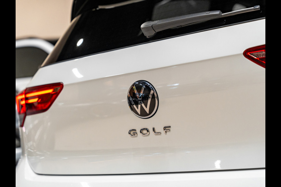 Volkswagen Golf 1.0 eTSI DSG Life Business, Apple Carplay, Android Auto, ACC, Ambiënte Light, Camera, PDC, Volledig onderhouden
