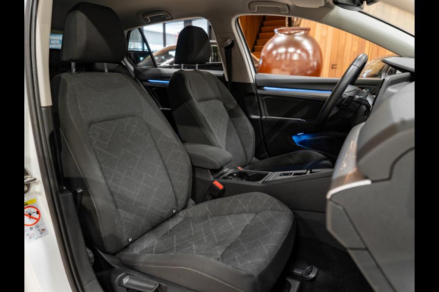 Volkswagen Golf 1.0 eTSI DSG Life Business, Apple Carplay, Android Auto, ACC, Ambiënte Light, Camera, PDC, Volledig onderhouden