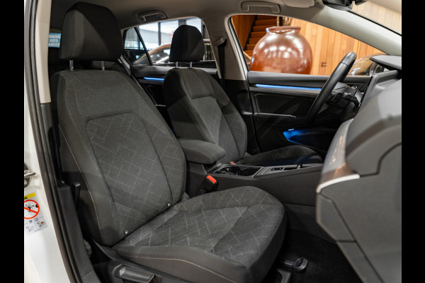 Volkswagen Golf 1.0 eTSI DSG Life Business, Apple Carplay, Android Auto, ACC, Ambiënte Light, Camera, PDC, Volledig onderhouden