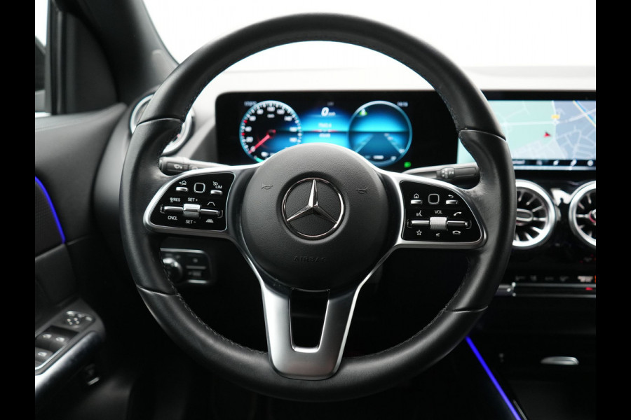 Mercedes-Benz EQA 250 Luxury Line 67 kWh 190pk Dealer O.H | Adaptive Cruise | MBUX Widescreen Navi |  Camera | Apple Carplay | Sportstoelen Verwarmd | Blis | Sfeerverlichting | DAB |  Navigatie | Virtual | 18"L.M