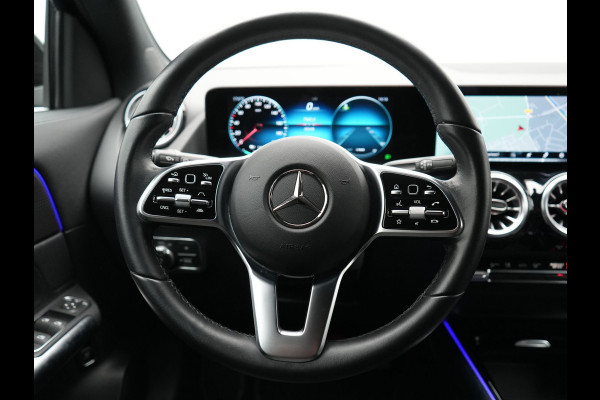 Mercedes-Benz EQA 250 Luxury Line 67 kWh 190pk Dealer O.H | Adaptive Cruise | MBUX Widescreen Navi |  Camera | Apple Carplay | Sportstoelen Verwarmd | Blis | Sfeerverlichting | DAB |  Navigatie | Virtual | 18"L.M
