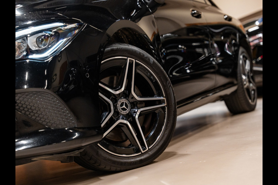 Mercedes-Benz CLA-Klasse 250 e Luxury Line, AMG 18" Velg, Voll Led, Night Pakket, Wide Screen, Ambiënte Light, Leder, PDC