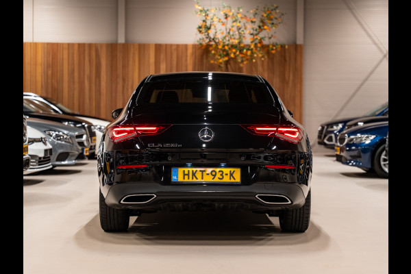 Mercedes-Benz CLA-Klasse 250 e Luxury Line, AMG 18" Velg, Voll Led, Night Pakket, Wide Screen, Ambiënte Light, Leder, PDC