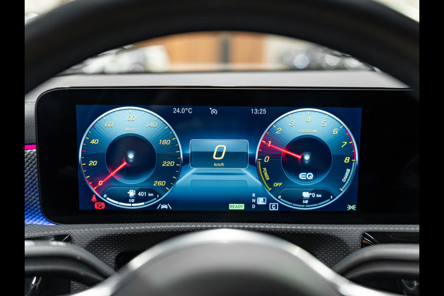 Mercedes-Benz CLA-Klasse 250 e Luxury Line, AMG 18" Velg, Voll Led, Night Pakket, Wide Screen, Ambiënte Light, Leder, PDC