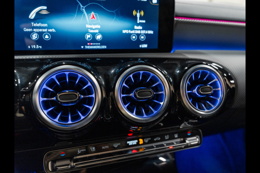 Mercedes-Benz CLA-Klasse 250 e Luxury Line, AMG 18" Velg, Voll Led, Night Pakket, Wide Screen, Ambiënte Light, Leder, PDC