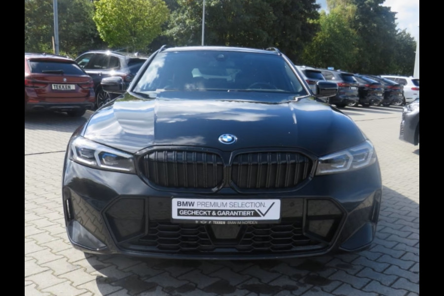 BMW 3 Serie Touring 330e M-SPORT (LCI) ** LED, PANO, TREKH, H&K SOUND, HuD, 19-inch LMV ** UNFALLFREI - Vol. BMW Onderh. ** * INFORMEER OOK NAAR ONZE AANTREKKELIJKE FINANCIAL-LEASE TARIEVEN **