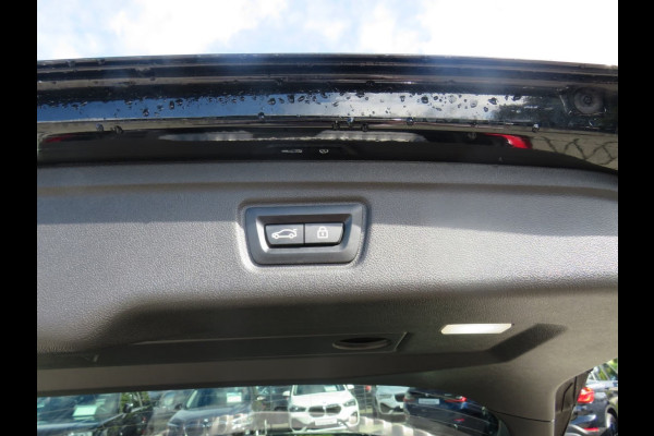BMW 3 Serie Touring 330e M-SPORT (LCI) ** LED, PANO, TREKH, H&K SOUND, HuD, 19-inch LMV ** UNFALLFREI - Vol. BMW Onderh. ** * INFORMEER OOK NAAR ONZE AANTREKKELIJKE FINANCIAL-LEASE TARIEVEN **
