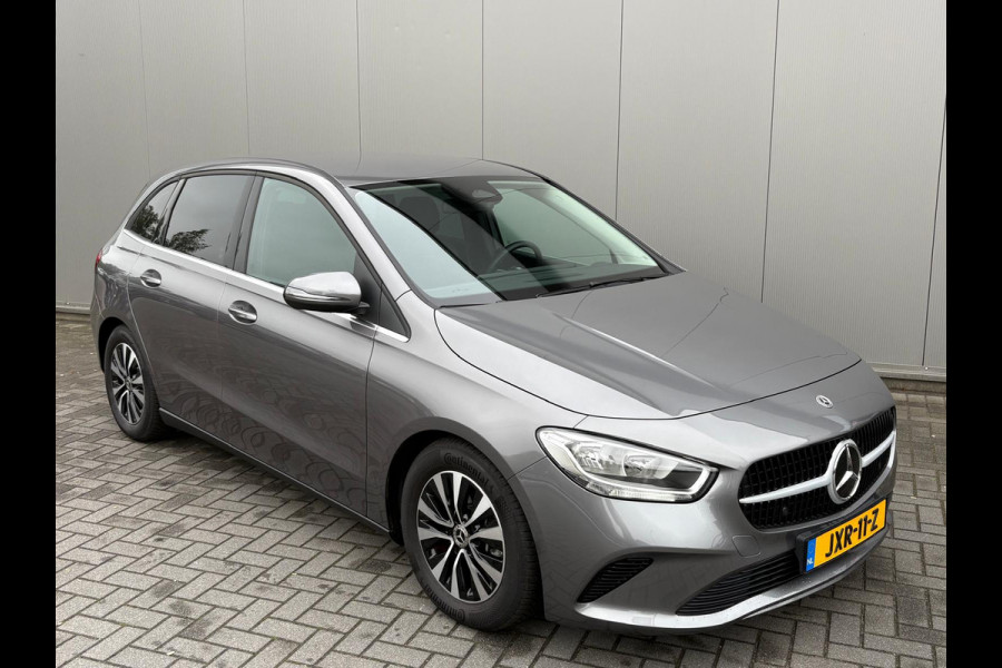 Mercedes-Benz B-Klasse 180 Automaat Mild-Hybrid Business Navigatie/Camera/Stoel-stuurverwarming