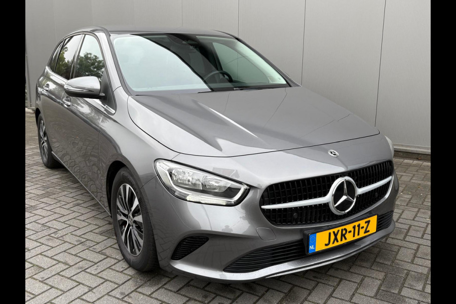 Mercedes-Benz B-Klasse 180 Automaat Mild-Hybrid Business Navigatie/Camera/Stoel-stuurverwarming