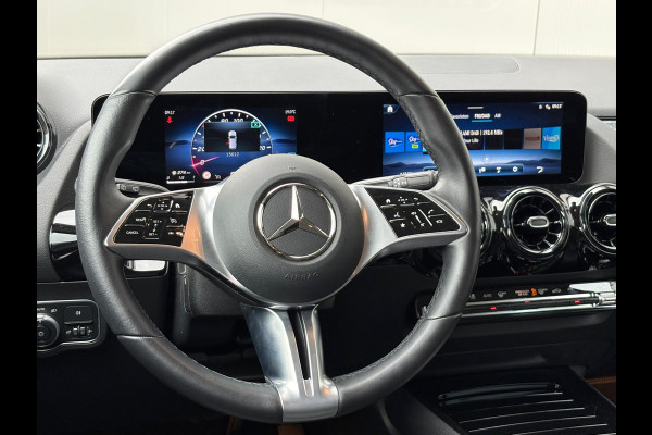 Mercedes-Benz B-Klasse 180 Automaat Mild-Hybrid Business Navigatie/Camera/Stoel-stuurverwarming