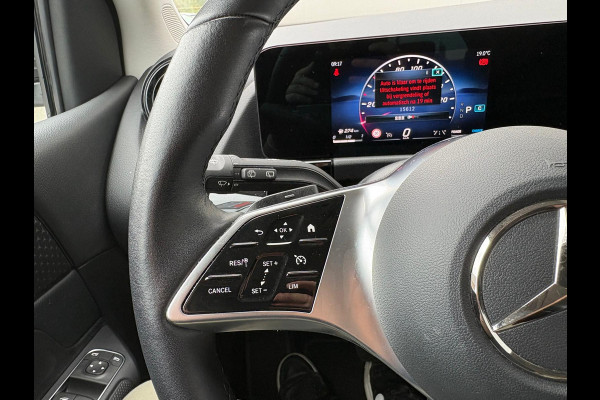 Mercedes-Benz B-Klasse 180 Automaat Mild-Hybrid Business Navigatie/Camera/Stoel-stuurverwarming